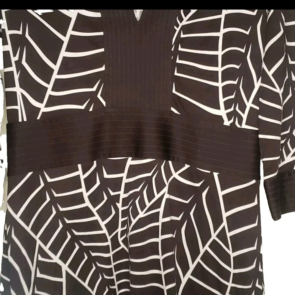 Tory Burch Size S Brown & White Banana Leaf 100% Silk Sheath Dress 3/4 S…